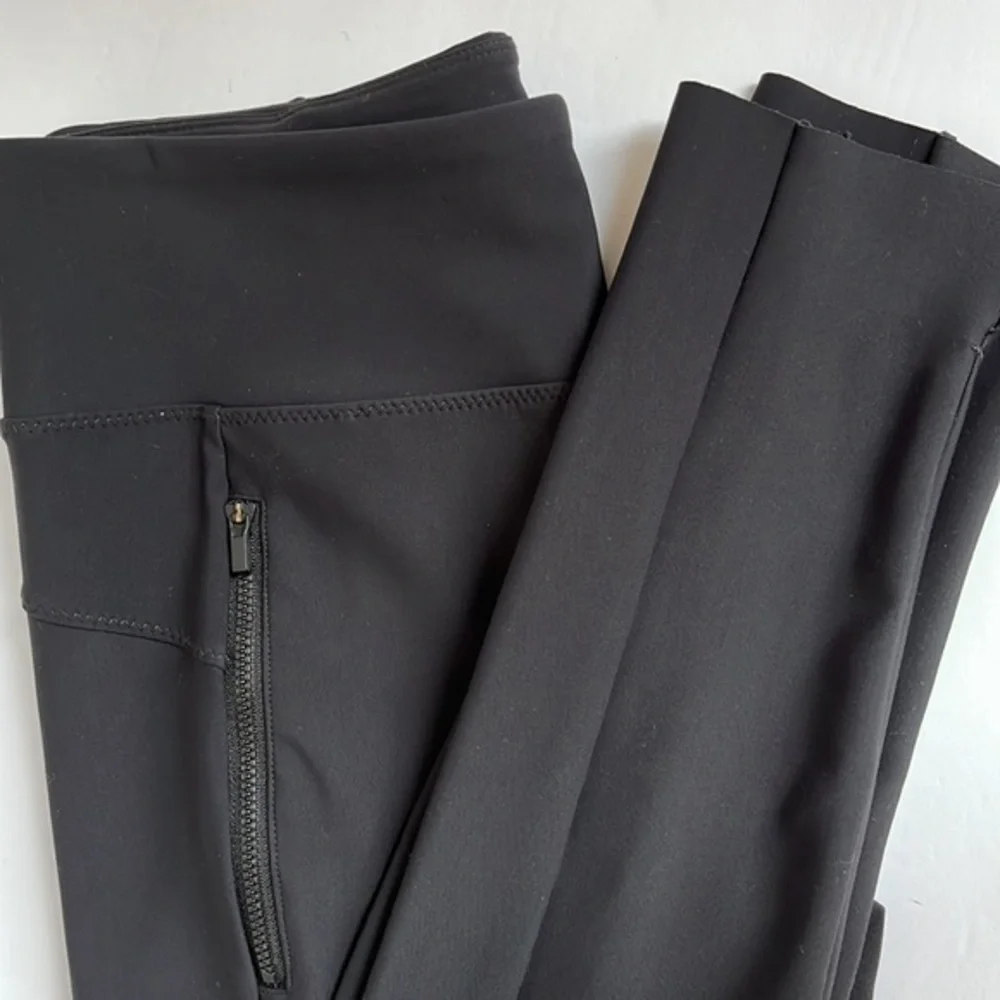 Athleta Stellar Tight Black Leggings Front Zip Pockets Size S‎ - Picture 11 of 12